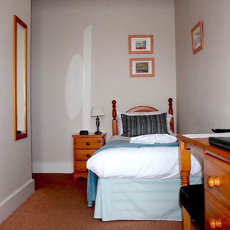 By The Sea Bed And Breakfast Eastbourne Luaran gambar