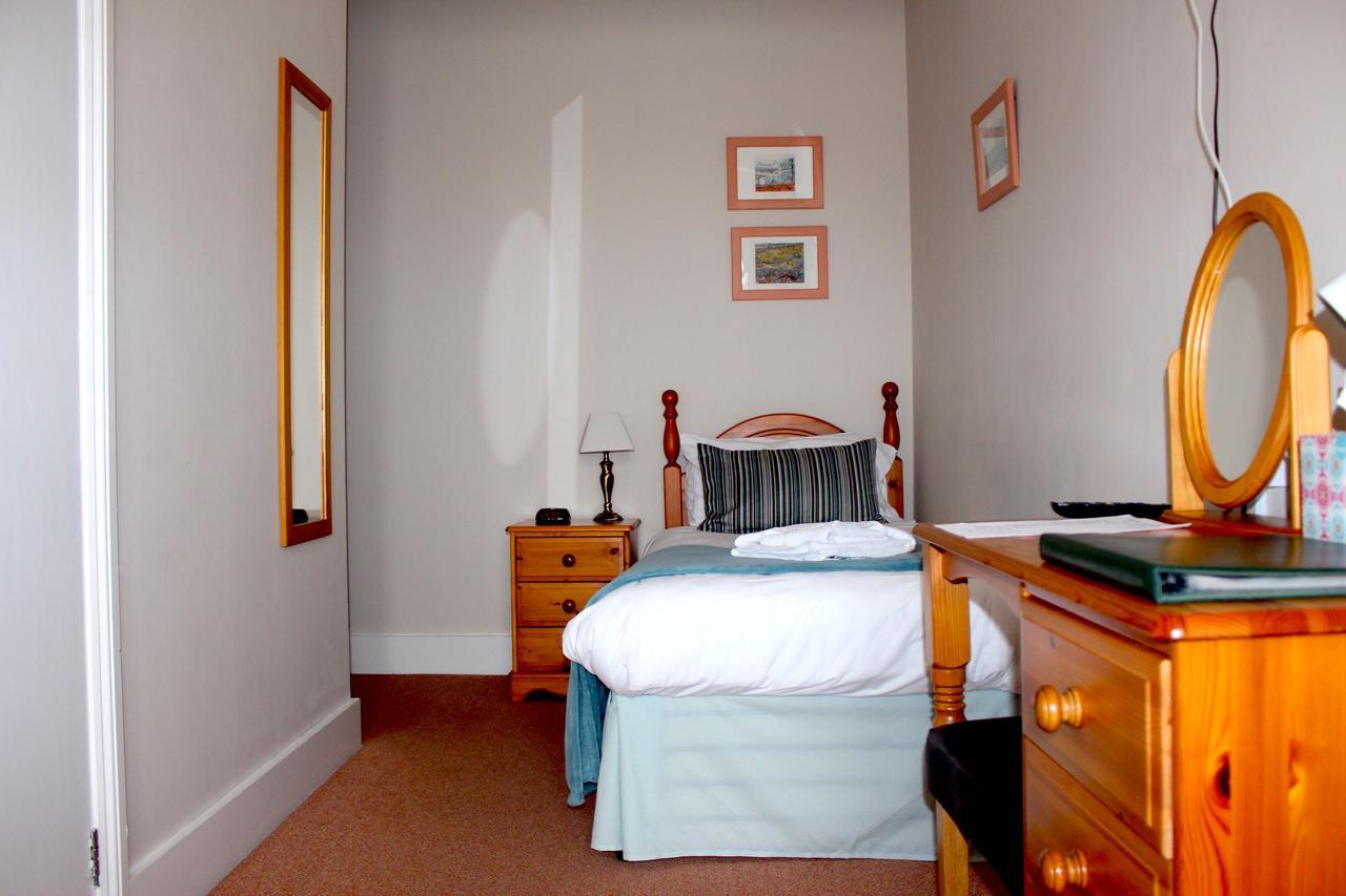 By The Sea Bed And Breakfast Eastbourne Luaran gambar