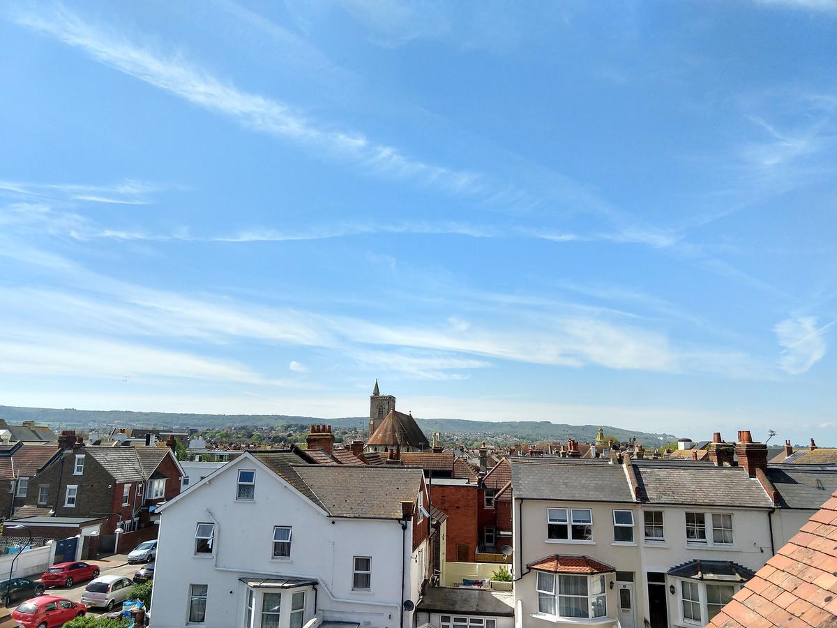 By The Sea Bed And Breakfast Eastbourne Luaran gambar