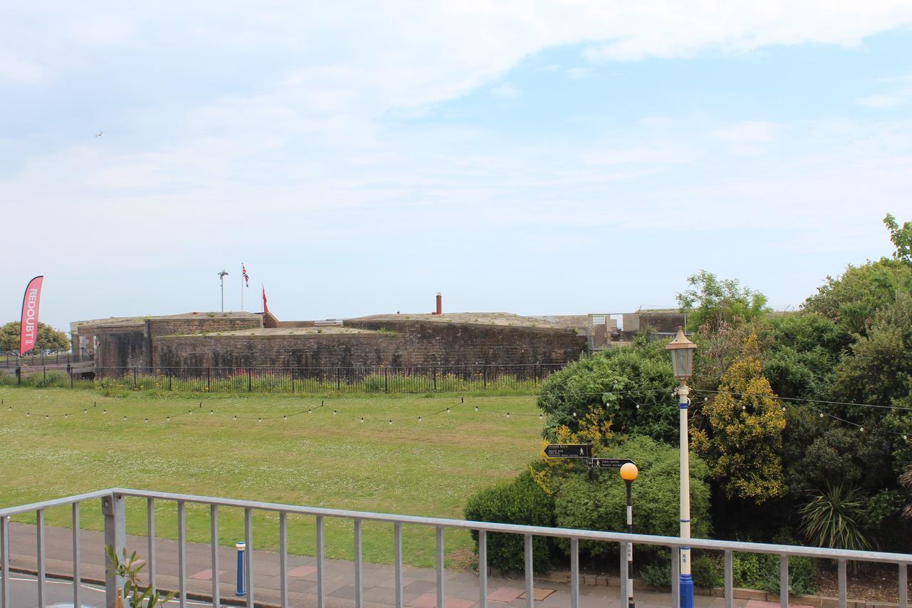 By The Sea Bed And Breakfast Eastbourne Luaran gambar