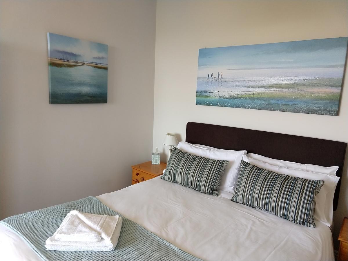 By The Sea Bed And Breakfast Eastbourne Luaran gambar
