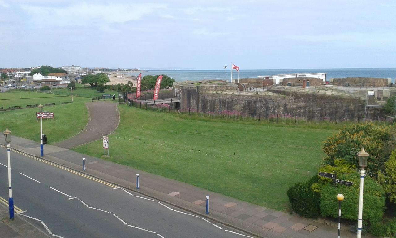 By The Sea Bed And Breakfast Eastbourne Luaran gambar