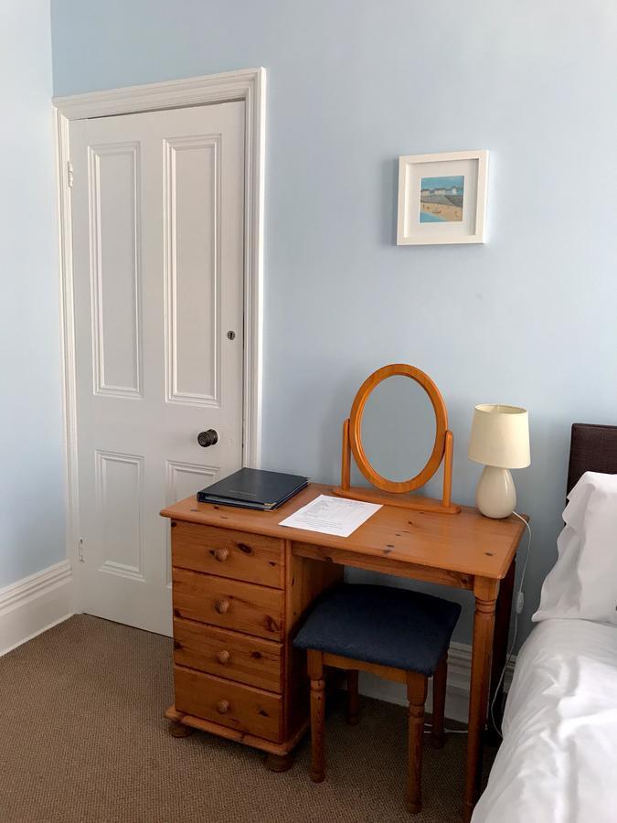 By The Sea Bed And Breakfast Eastbourne Luaran gambar