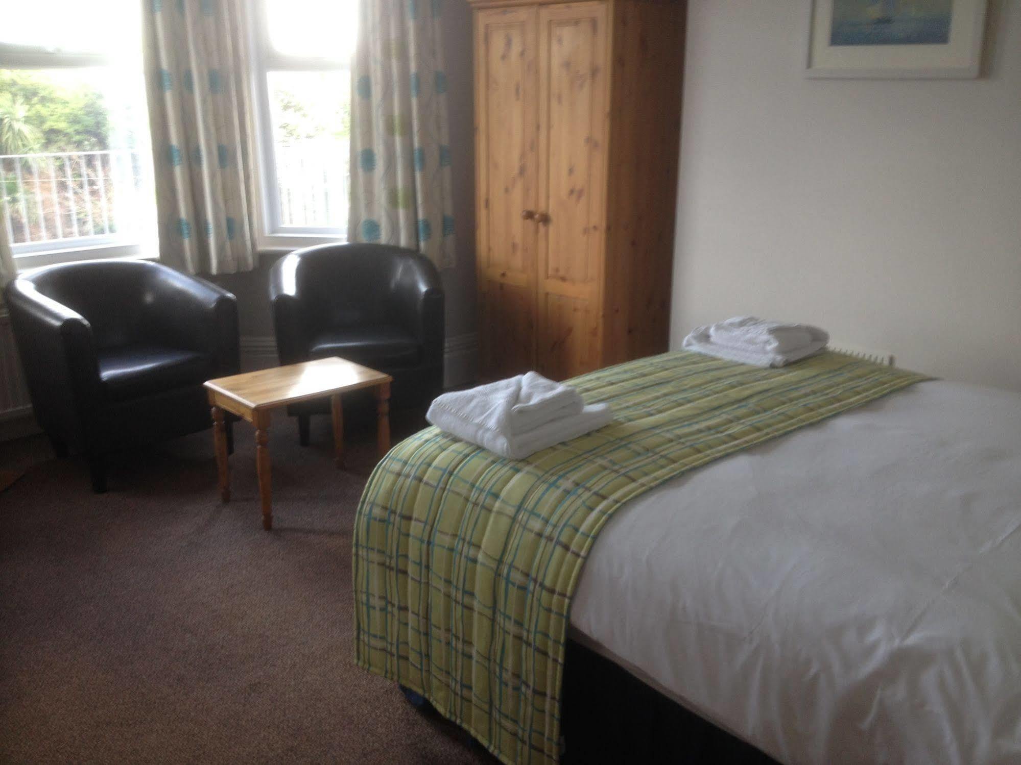 By The Sea Bed And Breakfast Eastbourne Luaran gambar