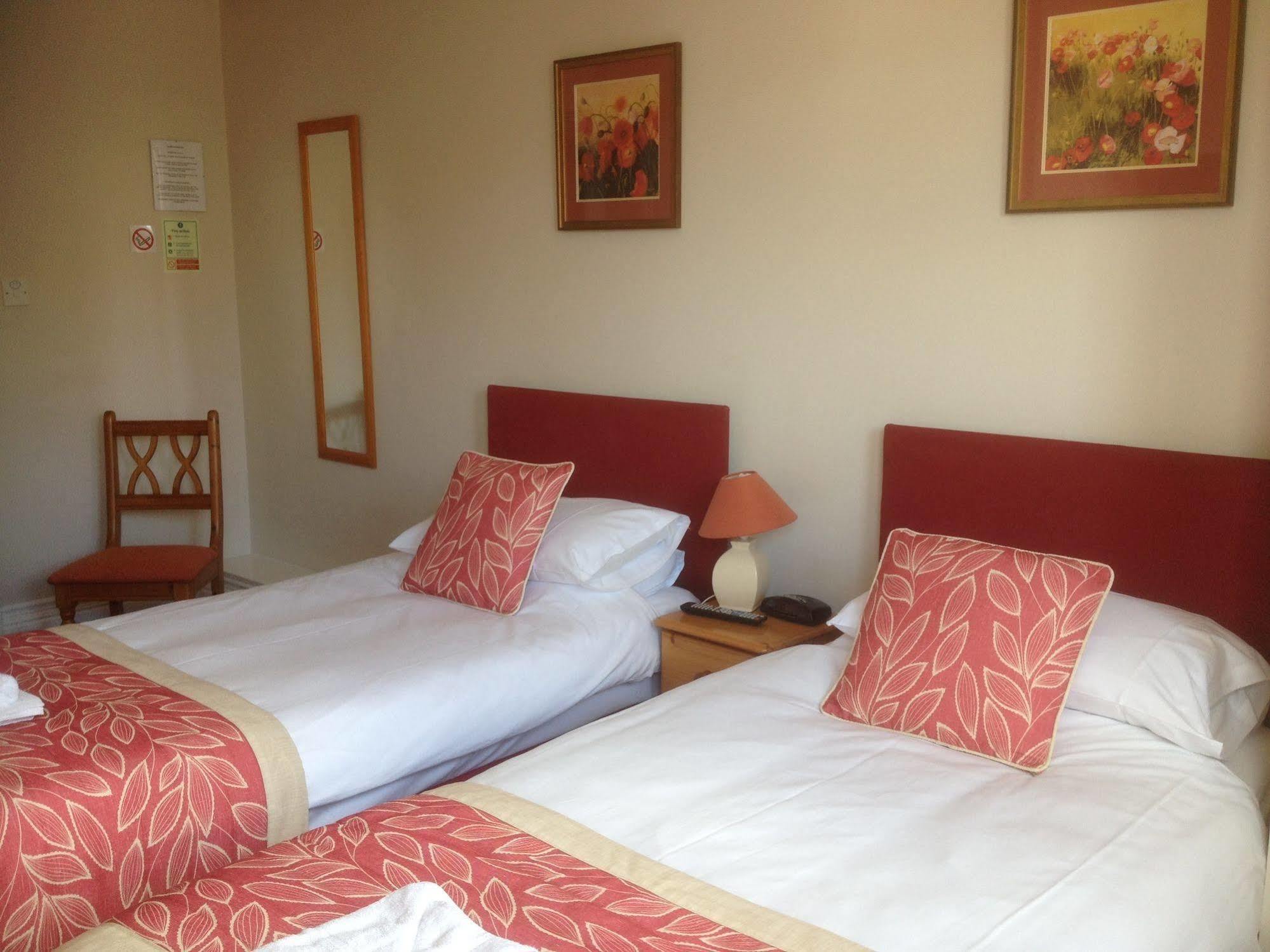 By The Sea Bed And Breakfast Eastbourne Luaran gambar